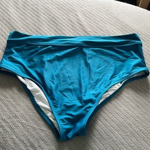 Old navy, high waisted bathing suit bottom, size 2X in teal